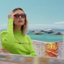 versace-dylan-turquoise-pour-femme-fragrance-campaign_mp40597.jpg