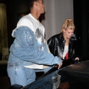 x17_hailey_baldwain_leave_011917_01.jpg
