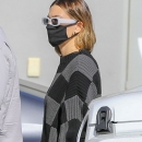 x17_hailey_baldwin_checker_111520_09.jpg