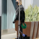 x17_hailey_baldwin_checker_111520_15.jpg