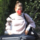 x17_justin_bieber_hailey_baldwin_vday_021421_21.jpg