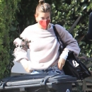 x17_justin_bieber_hailey_baldwin_vday_021421_22.jpg