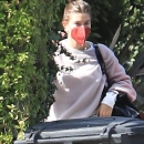 x17_justin_bieber_hailey_baldwin_vday_021421_25.jpg