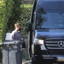 x17_justin_bieber_hailey_baldwin_vday_021421_31.jpg