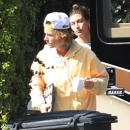 x17_justin_bieber_hailey_rv_021421_02.jpg