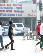 x17_kendall_jenner_ocean_031917_21.jpg